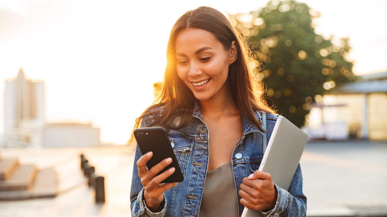 Woman learning on her mobile phone